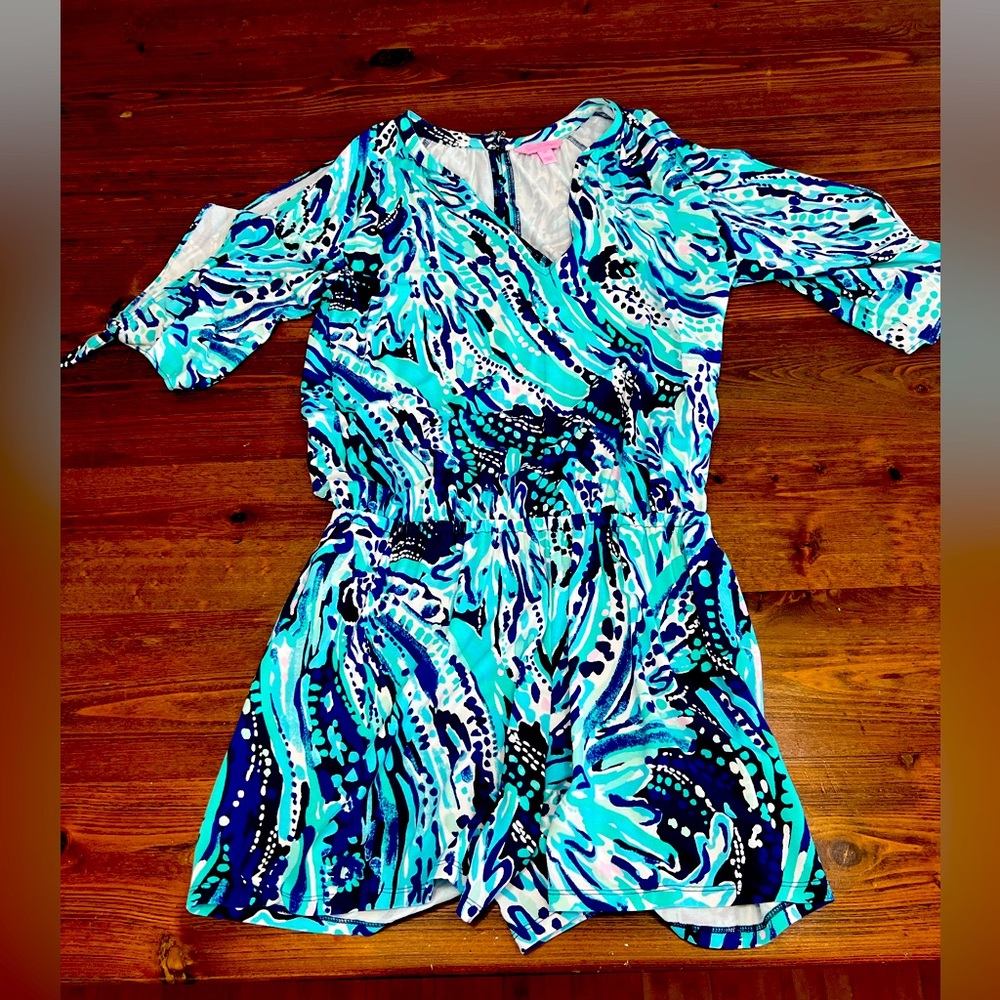 Lilly Pulitzer Bryce Romper. Size XS. Excellent condition.